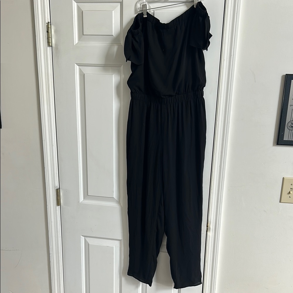 Elegant Black Off-Shoulder Jumpsuit